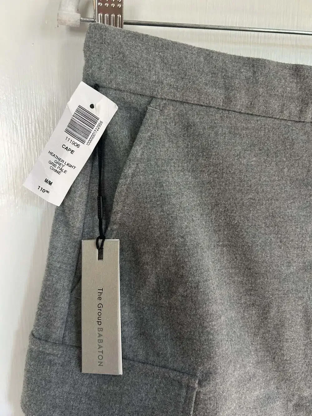 NWT The Group Babaton Cape Cargo Mini Skirt in Heather Light Grey Medium - Picture 7 of 9